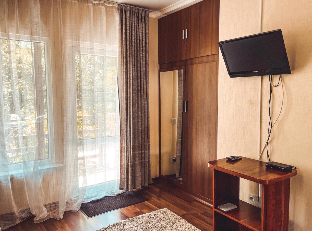 Guest House Leto Dolinka Exterior foto